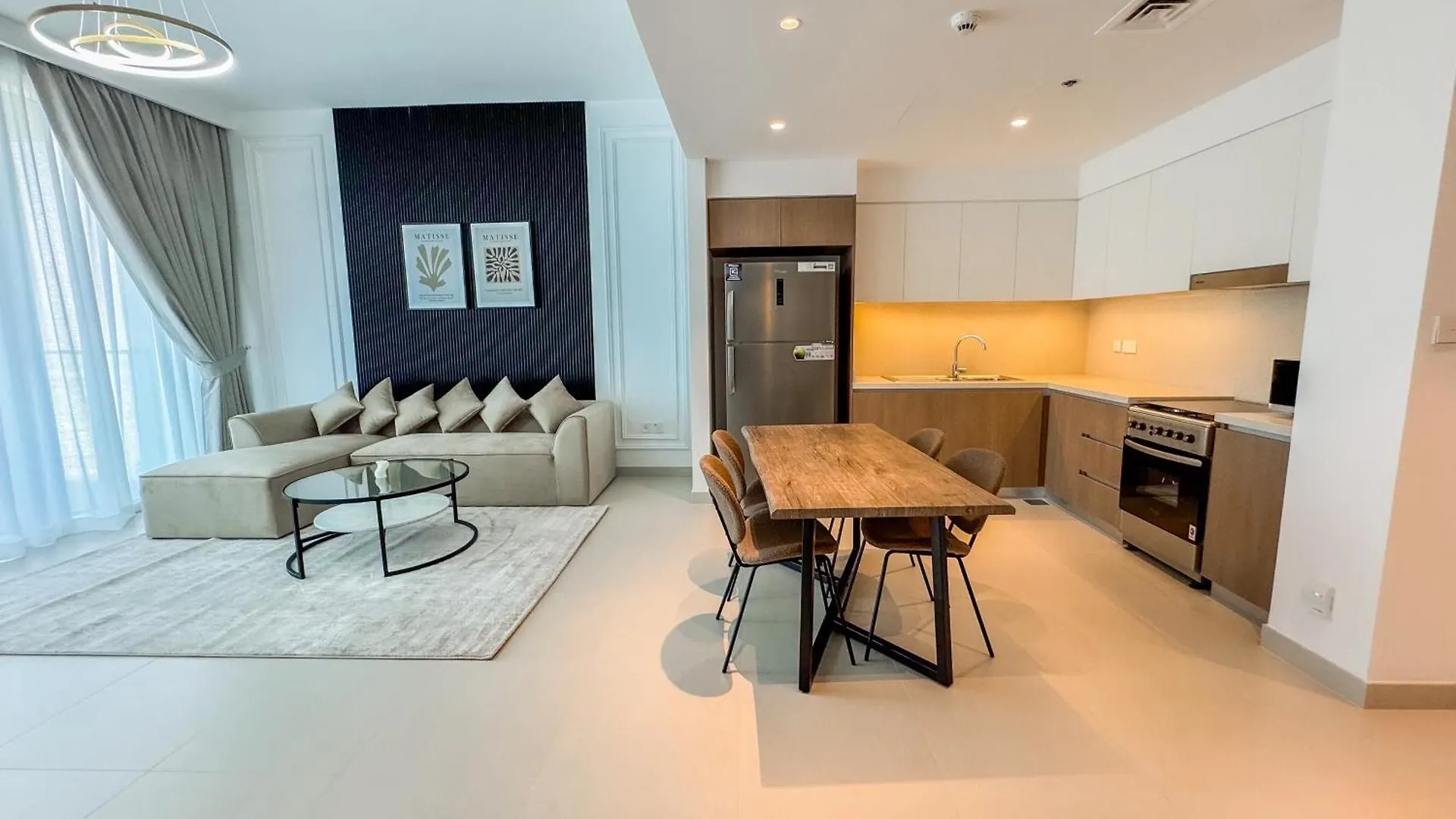 Like Home - 5303 Stylish Two-Bedroom Apartment With Scenic Creek Views دبي