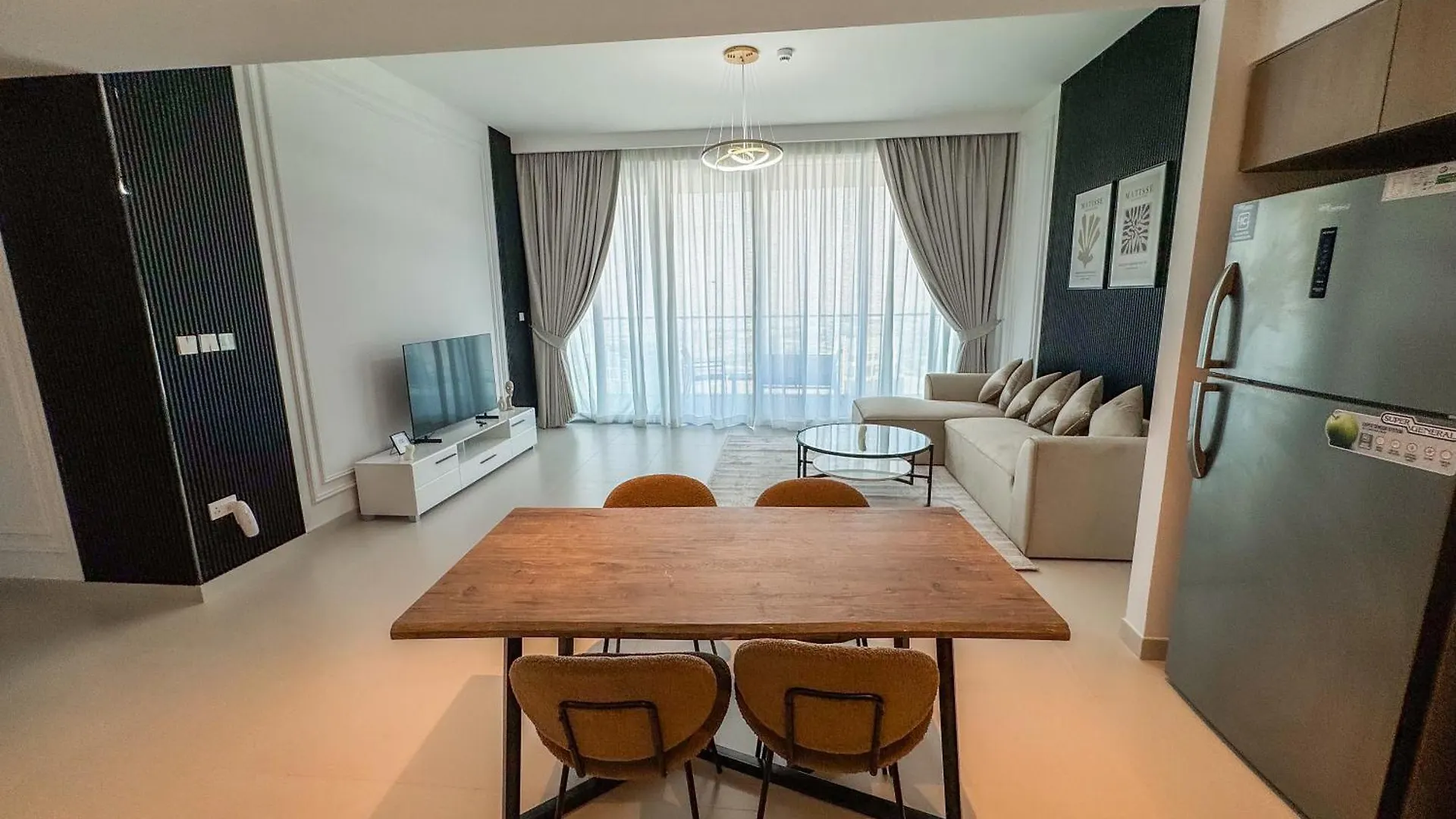Like Home - 5303 Stylish Two-Bedroom Apartment With Scenic Creek Views دبي